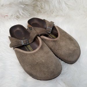 birkenstock closed toe sandals